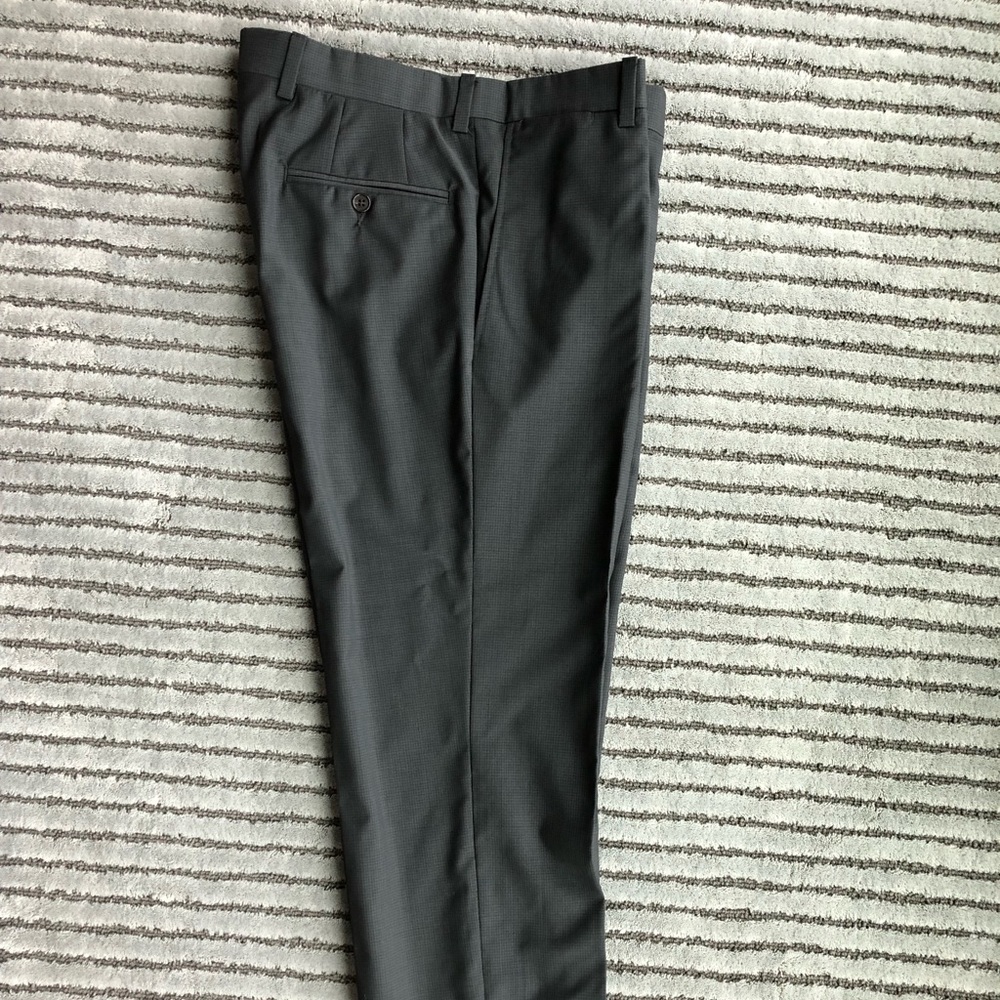 Ted Baker Jefferson Gray Wool Trousers~ Never Worn - Picture 2 of 5